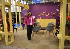 Eliana Carrascal of Turflor. This Colombian carnations, spray carnations and Barbatus grower expanded the farm about 2 years ago and they are now on 55 ha full production.
